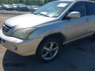 2006 Lexus RX 400h with VIN JTJHW31U960004820, listed as a IAAI auction lot 42155879 with 259,508 mi miles and . Bid and sale history available at DreamBid. Image 6.