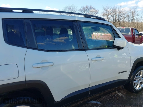 2015 Jeep Renegade Latitude with VIN ZACCJBBT3FPB39944, listed as a IAAI auction lot 41626054 with 115,802 mi miles and . Bid and sale history available at DreamBid. Image 13.