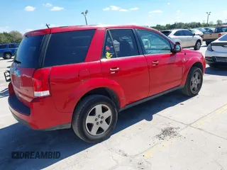 2006 Saturn VUE with VIN 5GZCZ53496S808485, listed as a IAAI auction lot 41672526 with 212,244 mi miles. Bid and sale history available at carsss.com. Image 4.