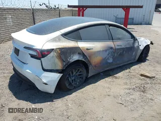 2025 Tesla Model 3 Long Range с VIN 5YJ3E1EA6SF014611, выставлен на аукционе IAAI как лот 42465845 с пробегом Не указан миль и . История ставок и продаж доступна на DreamBid. Изображение 4.