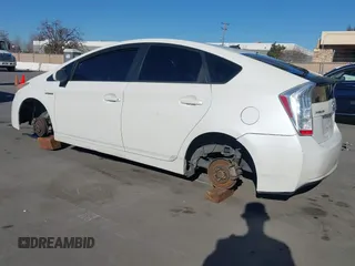 2010 Toyota Prius II with VIN JTDKN3DUXA5224177, listed as a IAAI auction lot 41389358 with 238,489 mi miles. Bid and sale history available at carsss.com. Image 3.
