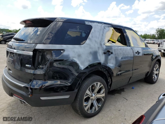 2018 Ford Explorer Platinum with VIN 1FM5K8HT6JGC48688, listed as a Copart auction lot 54159084 with 33,612 mi miles and Salvage Title. Bid and sale history available at carsss.com. Image 3.