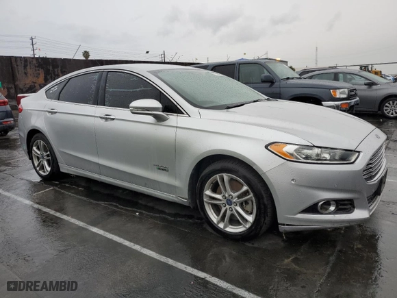 2015 Ford Fusion Energi Titanium with VIN 3FA6P0SU5FR147287, listed as a Copart auction lot 47752905 with NaN miles and Clean Title. Bid and sale history available at carsss.com. Image 4.