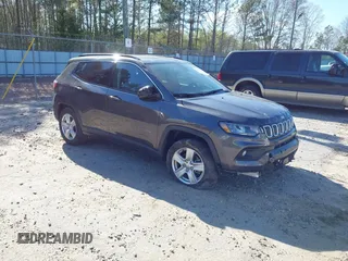 2022 Jeep Compass Latitude with VIN 3C4NJCBB0NT138781, listed as a IAAI auction lot 41897474 with 44,955 mi miles and . Bid and sale history available at carsss.com. Image 1.