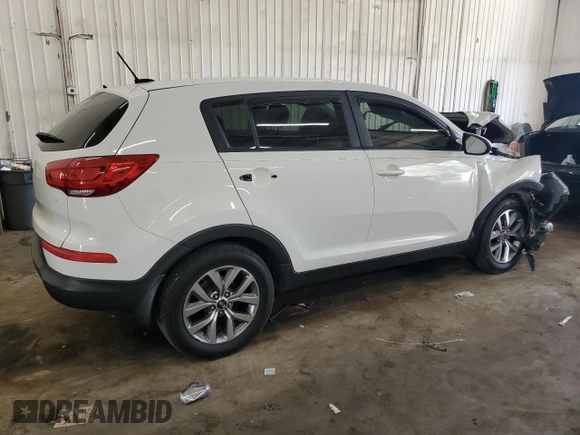 2016 Kia Sportage LX with VIN KNDPBCAC3G7814194, listed as a Copart auction lot 50263005 with 136,570 mi miles and Salvage Title. Bid and sale history available at carsss.com. Image 3.