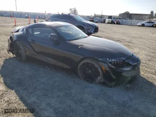 2020 Toyota GR Supra 3.0 with VIN WZ1DB4C0XLW025666, listed as a Copart auction lot 87545075 with 18,840 mi miles and Salvage Title. Bid and sale history available at carsss.com. Image 4.