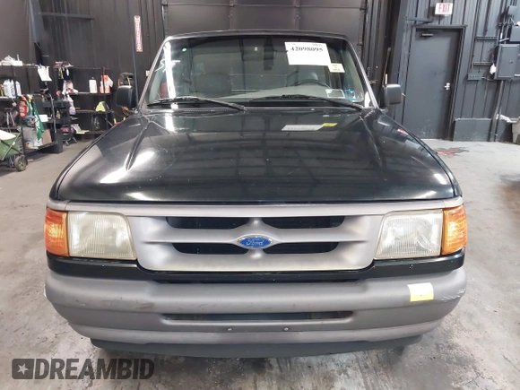 1995 Ford Ranger Splash z VIN 1FTCR10A7STA63518, wystawiony jako IAAI lot #42098095 z przebiegiem 75 409 mil mil oraz . Historia ofert i sprzedaży dostępna na DreamBid. Obrazek 12.