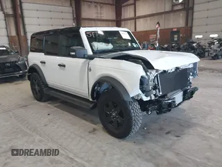 2025 Ford Bronco Outer Banks z VIN 1FMEE8BPXSLA68836, wystawiony jako IAAI lot #42518156 z przebiegiem 287 mil mil oraz . Historia ofert i sprzedaży dostępna na DreamBid. Obrazek 1.