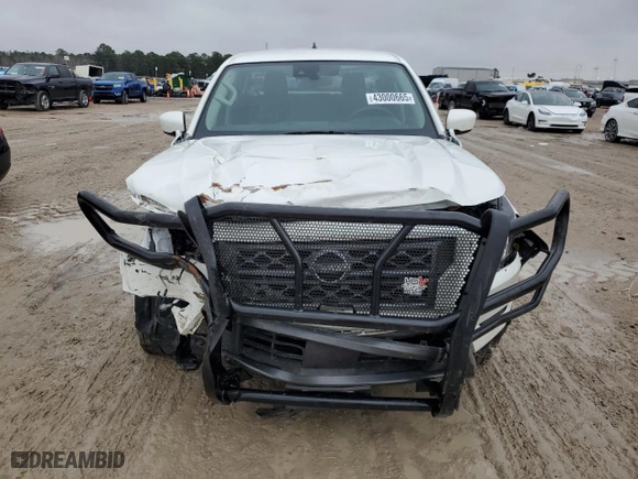 2024 Nissan Frontier SV with VIN 1N6ED1EJ8RN642206, listed as a Copart auction lot 43000665 with 5,680 mi miles and Salvage Title. Bid and sale history available at carsss.com. Image 5.
