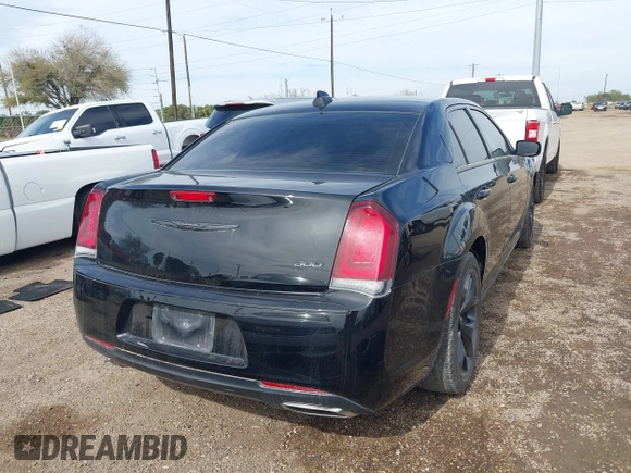 2023 Chrysler 300 Touring with VIN 2C3CCAAG4PH577551, listed as a IAAI auction lot 41364688 with 25,186 mi miles and . Bid and sale history available at DreamBid. Image 4.