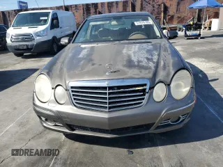 2008 Mercedes-Benz E-Class Luxury 3.5L with VIN WDBUF56X18B339804, listed as a Copart auction lot 51978185 with 45,239 mi miles and Clean Title. Bid and sale history available at carsss.com. Image 5.