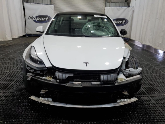 2022 Tesla Model 3 with VIN 5YJ3E1EA6NF370092, listed as a Copart auction lot 54396245 with 98,048 mi miles and Clean Title. Bid and sale history available at DreamBid. Image 5.
