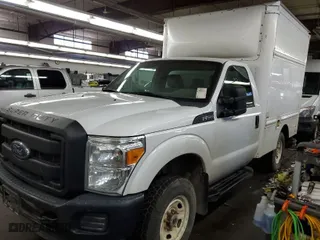 2016 Ford Super Duty F-250 SRW XL with VIN 1FDBF2B65GED17530, listed as a IAAI auction lot 42109214 with 400,975 mi miles. Bid and sale history available at carsss.com. Image 1.