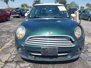 2013 MINI Hardtop with VIN WMWSU3C58DT545046, listed as a IAAI auction lot 42665896 with 60,973 mi miles and . Bid and sale history available at DreamBid. Image 12.