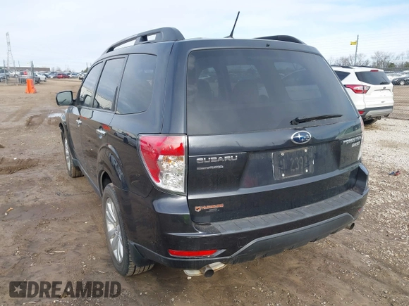 2013 Subaru Forester 2.5X Premium with VIN JF2SHADC4DH424169, listed as a IAAI auction lot 41881234 with 70,220 mi miles. Bid and sale history available at carsss.com. Image 3.