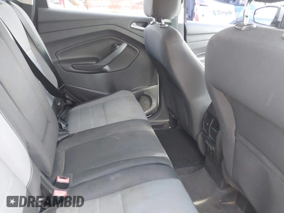 2014 Ford Escape SE with VIN 1FMCU0GX2EUA02753, listed as a IAAI auction lot 42191334 with 205,289 mi miles. Bid and sale history available at carsss.com. Image 8.