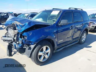 2008 Ford Escape XLT с VIN 1FMCU93168KA50679, выставлен на аукционе IAAI как лот 39837887 с пробегом Не указан миль и . История ставок и продаж доступна на DreamBid. Изображение 2.