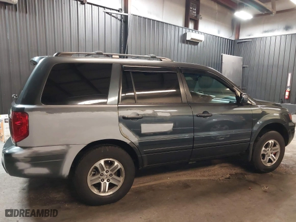 2004 Honda Pilot EX with VIN 2HKYF18584H522438, listed as a IAAI auction lot 41895785 with 118,360 mi miles. Bid and sale history available at carsss.com. Image 14.