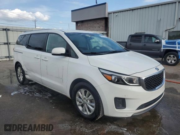 2018 Kia Sedona LX with VIN KNDMB5C12J6386786, listed as a Copart auction lot 52376775 with 140,750 mi miles and Salvage Title. Bid and sale history available at DreamBid. Image 4.