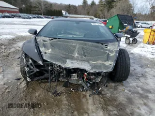 2015 Lamborghini Huracan z VIN ZHWUC1ZF7FLA00780, wystawiony jako Copart lot #88019135 z przebiegiem Nie podano mil oraz Szkoda całkowita • Salvage title. Historia ofert i sprzedaży dostępna na DreamBid. Obrazek 5.