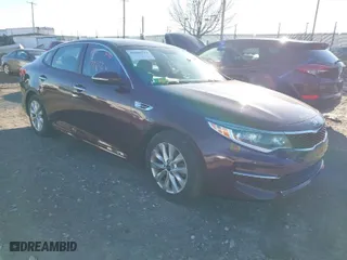 2018 Kia Optima LX with VIN 5XXGT4L31JG267327, listed as a IAAI auction lot 41800796 with 1 mi miles. Bid and sale history available at carsss.com. Image 1.