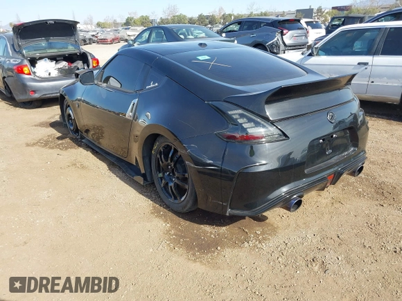 2009 Nissan 370Z Touring with VIN JN1AZ44E39M408668, listed as a IAAI auction lot 41231840 with 93,826 mi miles and . Bid and sale history available at DreamBid. Image 3.