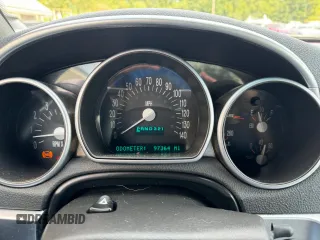 2004 Chevrolet SSR LS z VIN 1GCES14P74B108168, wystawiony jako Copart lot #70905024 z przebiegiem 97 364 mil mil oraz Tytuł czysty. Historia ofert i sprzedaży dostępna na DreamBid. Obrazek 7.