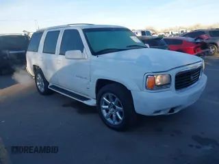 2000 Cadillac Escalade z VIN 1GYEK13R8YR146809, wystawiony jako IAAI lot #41753964 z przebiegiem 156 376 mil mil oraz . Historia ofert i sprzedaży dostępna na DreamBid. Obrazek 1.