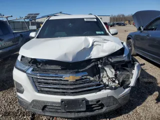 2023 Chevrolet Traverse LT Cloth with VIN 1GNEVGKW8PJ164951, listed as a Copart auction lot 49990805 with 43,618 mi miles and Salvage Title. Bid and sale history available at carsss.com. Image 5.