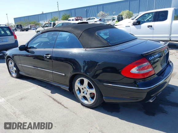 2004 Mercedes-Benz CLK 500 z VIN WDBTK75G14T013879, wystawiony jako IAAI lot #41964787 z przebiegiem 114 444 mil mil oraz . Historia ofert i sprzedaży dostępna na DreamBid. Obrazek 3.