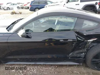 2016 Ford Mustang V6 с VIN 1FA6P8AM1G5263994, выставлен на аукционе IAAI как лот 41407041 с пробегом 128 240 миль миль и . История ставок и продаж доступна на DreamBid. Изображение 14.