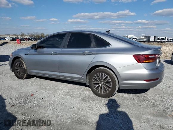 2019 Volkswagen Jetta SEL z VIN 3VWEB7BU7KM258957, wystawiony jako Copart lot #47167515 z przebiegiem 95 646 mil mil oraz Szkoda całkowita • Salvage title. Historia ofert i sprzedaży dostępna na DreamBid. Obrazek 2.