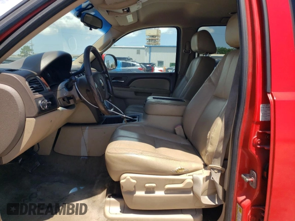 2012 Chevrolet Suburban LT с VIN 1GNSCJE06CR320459, выставлен на аукционе Copart как лот 62087665 с пробегом 318 964 миль миль и Списание • Salvage title. История ставок и продаж доступна на DreamBid. Изображение 7.