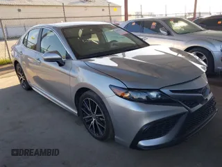2021 Toyota Camry SE Nightshade with VIN 4T1G11AK0MU412835, listed as a IAAI auction lot 41592078 with 106,270 mi miles. Bid and sale history available at carsss.com. Image 1.