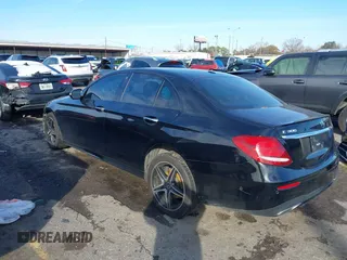 2018 Mercedes-Benz E-Class E 300 with VIN WDDZF4JB0JA299018, listed as a IAAI auction lot 41364406 with 89,697 mi miles. Bid and sale history available at carsss.com. Image 3.