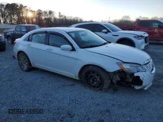 2013 Chrysler 200 LX with VIN 1C3CCBAG3DN743065, listed as a Copart auction lot 88041135 with 209,621 mi miles and Salvage Title. Bid and sale history available at carsss.com. Image 4.