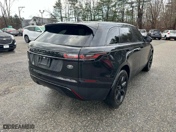 2021 Land Rover Range Rover Velar S with VIN SALYJ2EX1MA304139, listed as a Copart auction lot 42844045 with 47,304 mi miles and Clean Title. Bid and sale history available at carsss.com. Image 3.