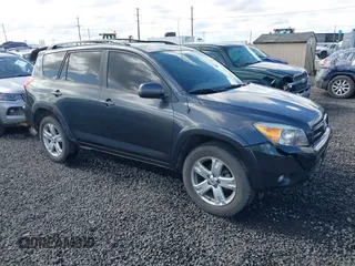 2007 Toyota RAV4 Sport with VIN JTMBD32V776037187, listed as a IAAI auction lot 41910939 with 172,370 mi miles. Bid and sale history available at carsss.com. Image 1.