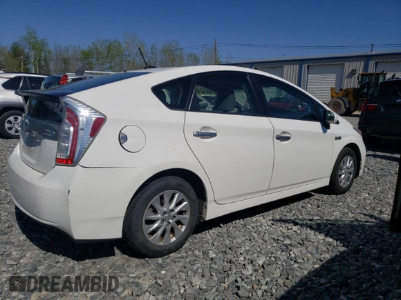 2012 Toyota Prius z VIN JTDKN3DP0C3010503, wystawiony jako Copart lot #54750935 z przebiegiem 126 166 mil mil oraz Czysty tytuł • Clean title. Historia ofert i sprzedaży dostępna na DreamBid. Obrazek 3.