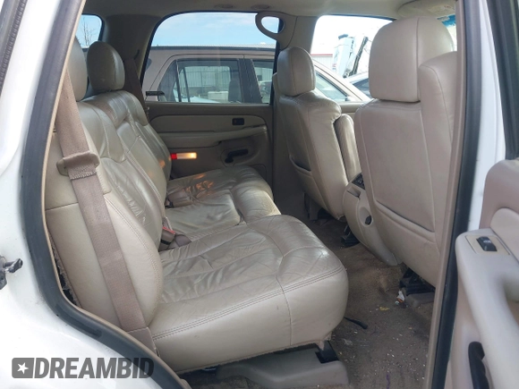 2001 Chevrolet Tahoe LT with VIN 1GNEK13T31J218674, listed as a IAAI auction lot 41529355 with 231,756 mi miles. Bid and sale history available at carsss.com. Image 8.
