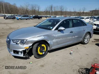 2018 Audi A4 Premium z VIN WAUDNAF47JA043410, wystawiony jako Copart lot #53451095 z przebiegiem 35 209 mil mil oraz Szkoda całkowita • Salvage title. Historia ofert i sprzedaży dostępna na DreamBid. Obrazek 1.