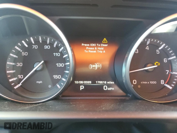 2014 Land Rover Range Rover Sport Supercharged with VIN SALWR2EF1EA303906, listed as a Copart auction lot 48049335 with 175,514 mi miles and Clean title. Bid and sale history available at DreamBid. Image 9.
