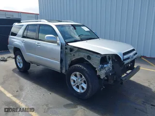 2004 Toyota 4Runner Limited with VIN JTEBU17R140028723, listed as a IAAI auction lot 41796740 with 281,291 mi miles. Bid and sale history available at carsss.com. Image 1.