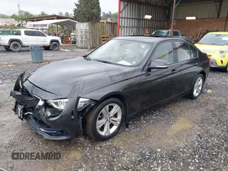 2016 BMW 3 Series 328i z VIN WBA8E9G52GNT45955, wystawiony jako IAAI lot #42051162 z przebiegiem 85 791 mil mil oraz . Historia ofert i sprzedaży dostępna na DreamBid. Obrazek 18.