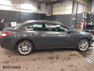 2009 Nissan Maxima 3.5 SV with VIN 1N4AA51E09C821755, listed as a IAAI auction lot 42016487 with 118,459 mi miles. Bid and sale history available at carsss.com. Image 13.