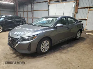 2025 Nissan Sentra S z VIN 3N1AB8BV6SY234838, wystawiony jako Copart lot #53673995 z przebiegiem 4251 mil mil oraz Szkoda całkowita • Salvage title. Historia ofert i sprzedaży dostępna na DreamBid. Obrazek 1.