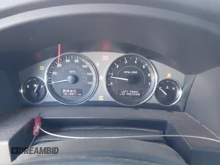 2008 Jeep Commander Limited z VIN 1J8HG58218C111239, wystawiony jako IAAI lot #40632374 z przebiegiem 161 887 mil mil oraz . Historia ofert i sprzedaży dostępna na DreamBid. Obrazek 7.