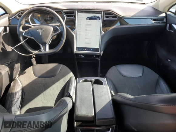 2013 Tesla Model S with VIN 5YJSA1CN4DFP20315, listed as a Copart auction lot 53488555 with 156,993 mi miles and Clean Title. Bid and sale history available at carsss.com. Image 8.