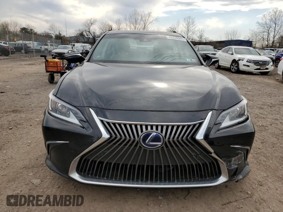 2021 Lexus ES with VIN 58ADA1C17MU008379, listed as a Copart auction lot 48356005 with 52,997 mi miles and Salvage Title. Bid and sale history available at carsss.com. Image 5.