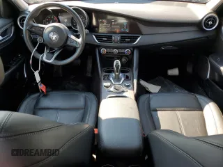 2020 Alfa Romeo Giulia Ti with VIN ZARFANBN1L7639146, listed as a Copart auction lot 60376234 with 31,675 mi miles and Salvage Title. Bid and sale history available at carsss.com. Image 8.